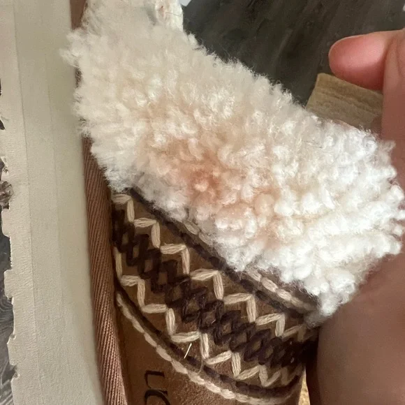 UGG Women's Disquette Brown and Cream Sheepskin Mules - Picture 8 of 10